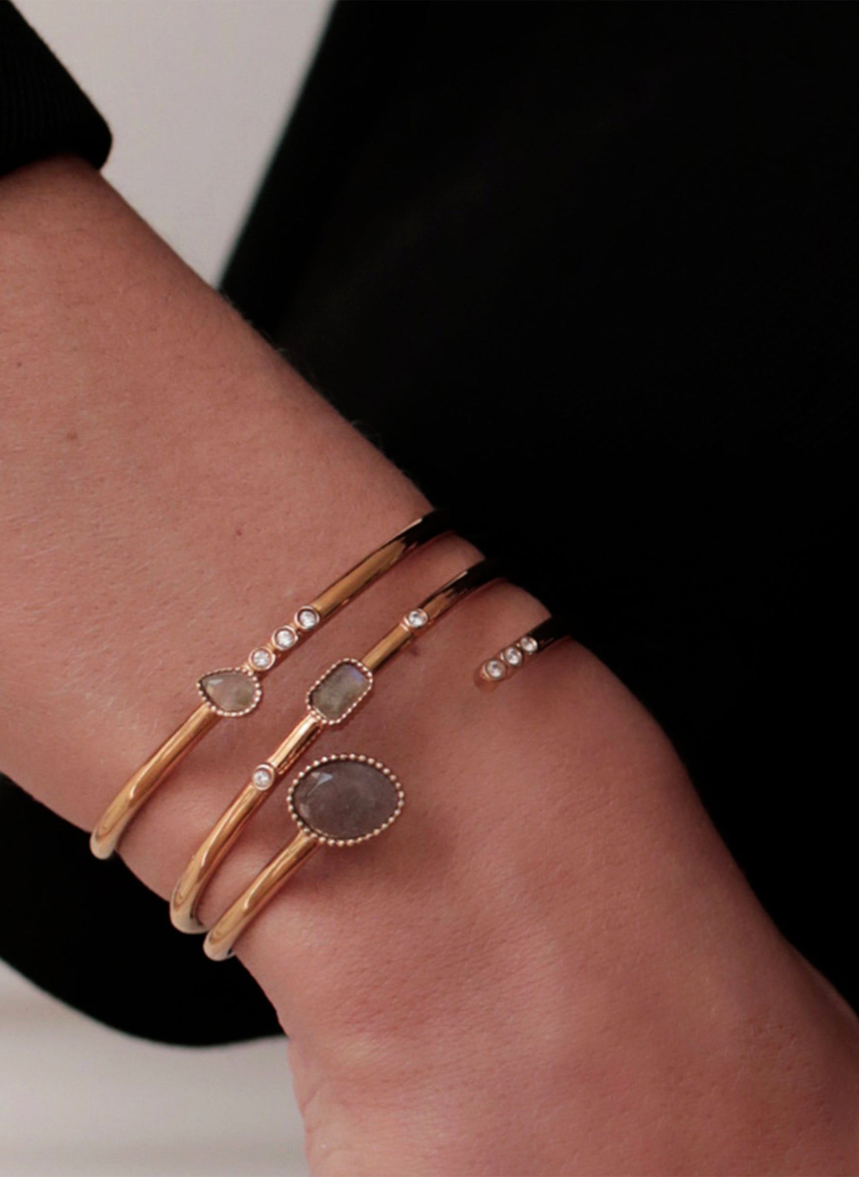 Bangle Minerva