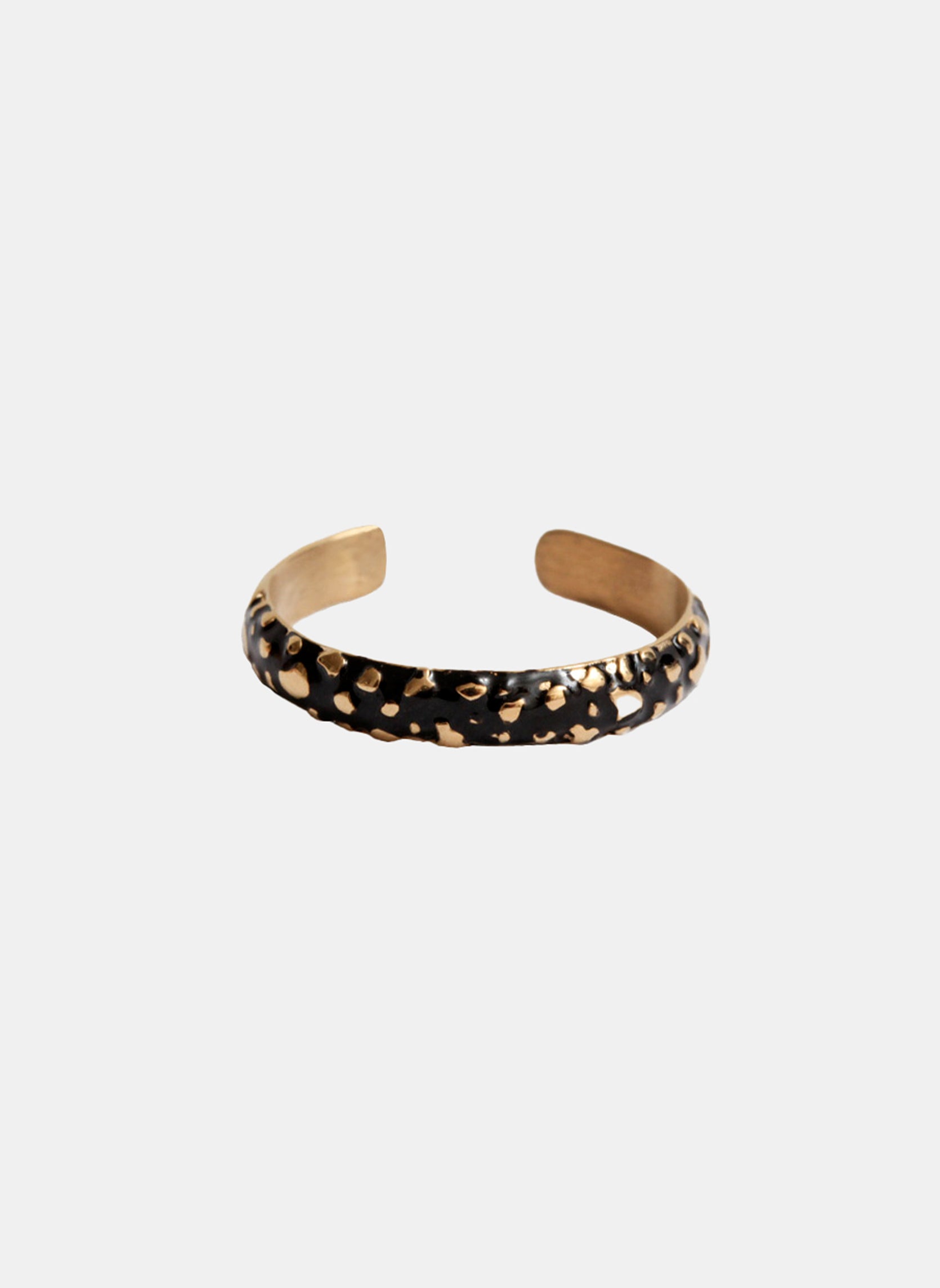 Thin ring Nouria
